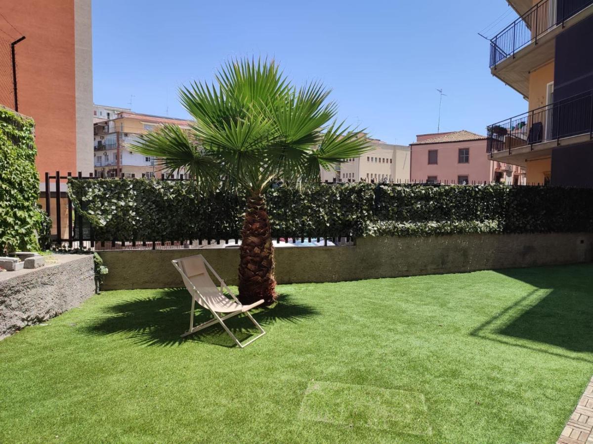 Appartamento Incantevole Con Parcheggio E Giardino Catânia Exterior foto